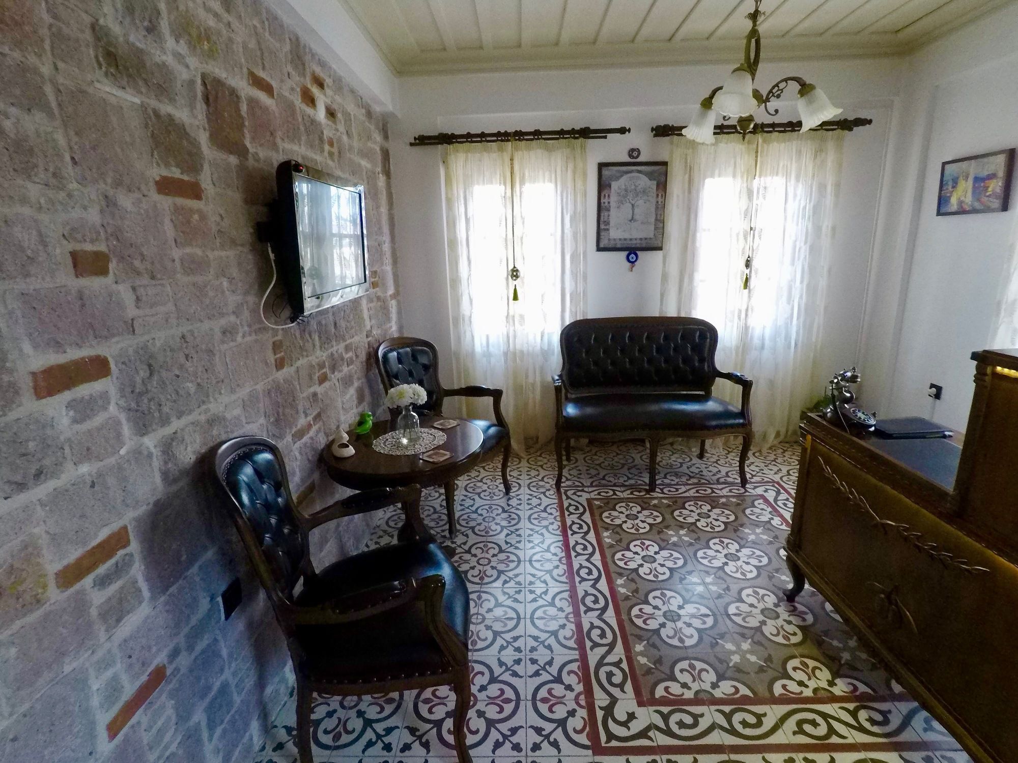 Tas Bahce Hotel Cunda ไอวาลิค ภายนอก รูปภาพ
